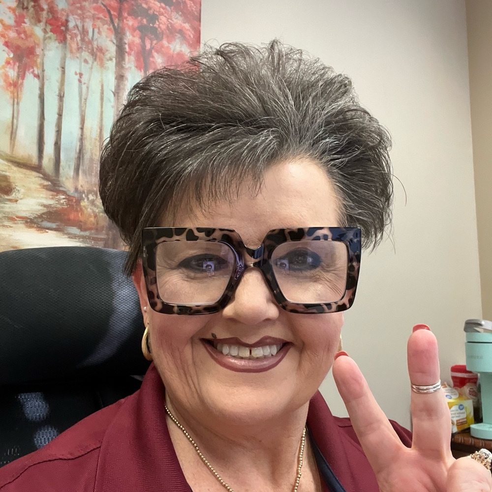 Meet your Posher, Tonya